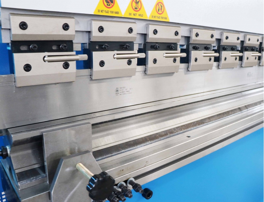 WE67K-250T4000 CNC Press Brake